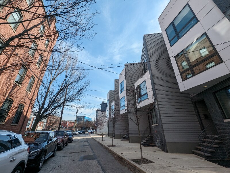 Primary Photo - 1224 N Orkney St