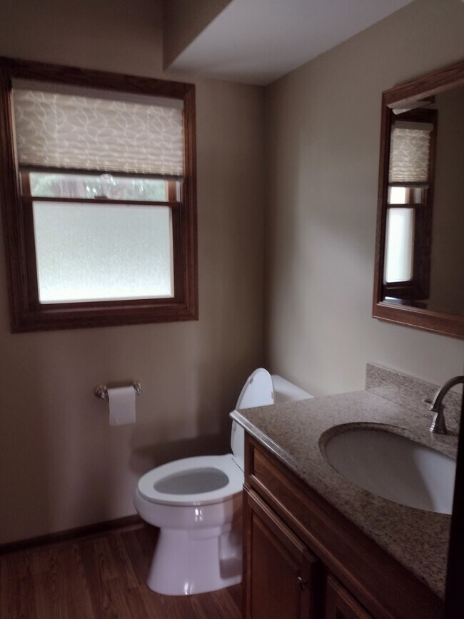 1000 E Veterans Way, Mukwonago, WI 53149 Townhome Rentals in