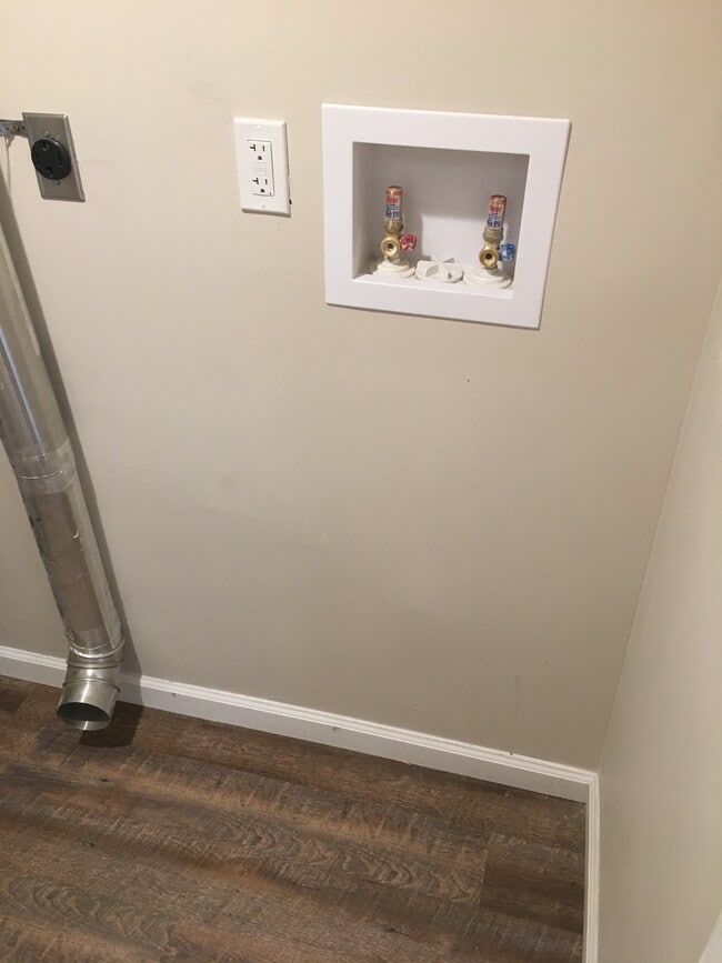 8715 Valley View Dr., Berrien Springs, MI 49103 Townhome Rentals in