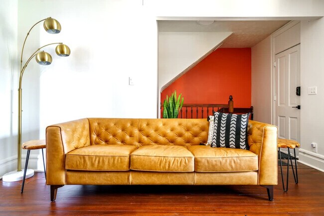 Building Photo - 29 Lundy St