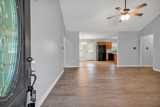 Foto del edificio - 104 Elbert Way