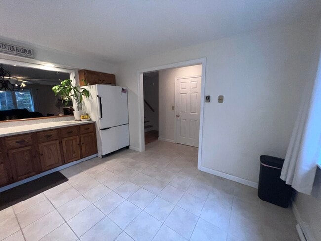 Building Photo - 33 Harbor Way