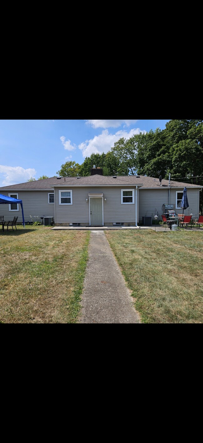 Foto del edificio - 2788 Thorndale Ave