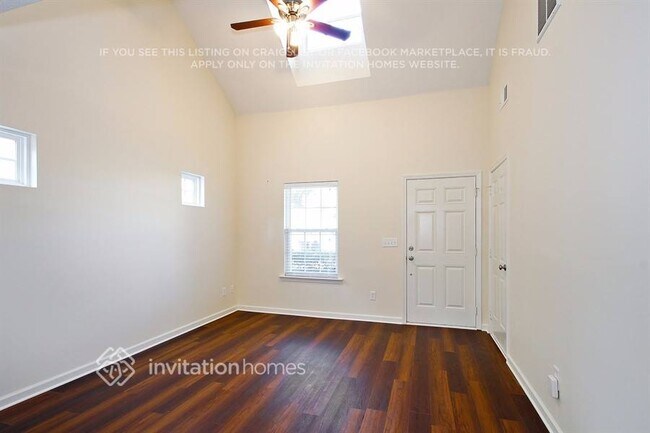 Foto del edificio - 5820 Ricker Rd