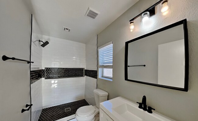 Foto del edificio - 2280 Platinum Band St