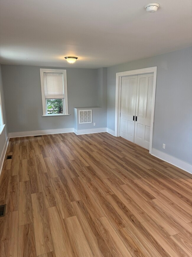 Building Photo - 13813 Village Mill Dr