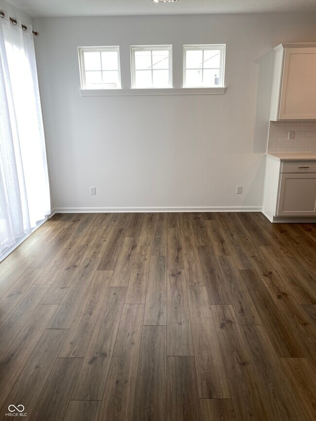 Foto del edificio - 9234 Anthem Ave