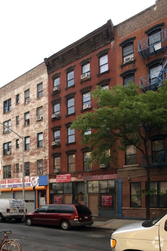 Primary Photo - 172 Attorney St