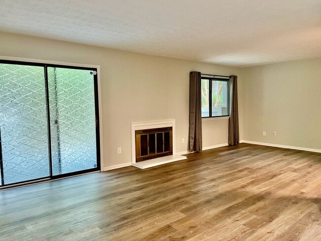 Photo - Great Cobb Co Schools, Walton High School ... Townhome