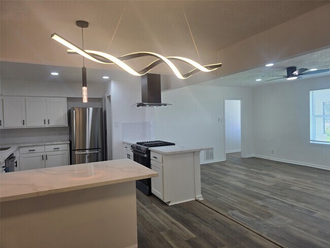 Foto del edificio - 5102 Avenue L