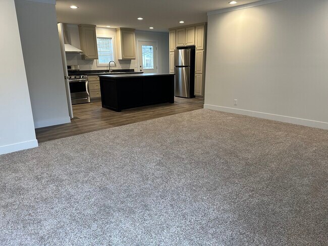 Foto del edificio - 439 Laurel Oak Ln