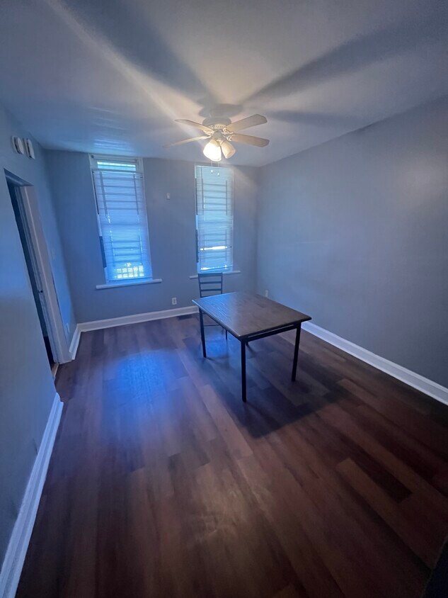 Living room - 11817 S Sangamon St