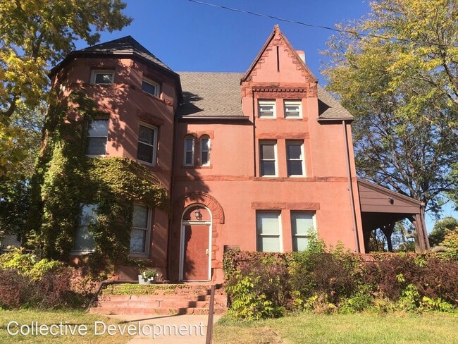 Building Photo - 15 br, 7 bath House - 3100 Chicago St.
