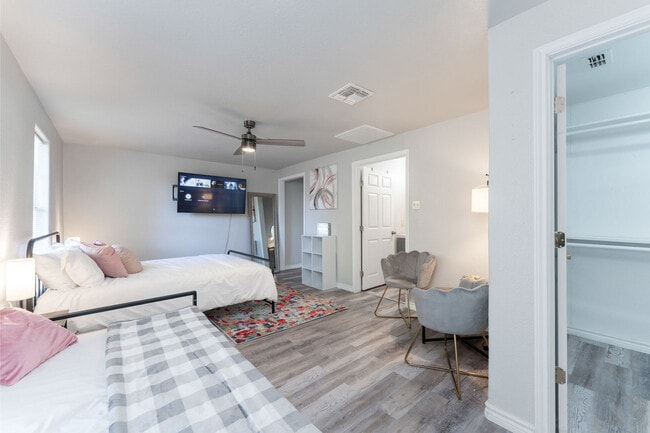 Building Photo - 1538 S 19th St