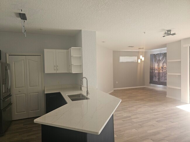 Photo - 6149 Metrowest Blvd Apartment