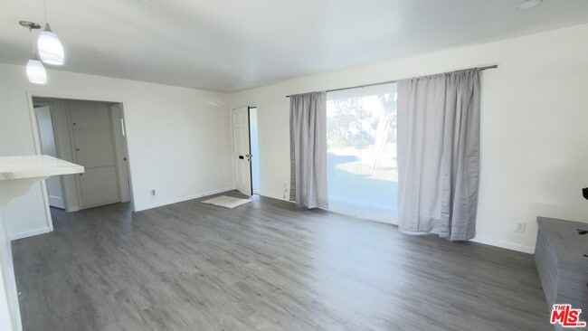 Building Photo - 6403 Barela Ave
