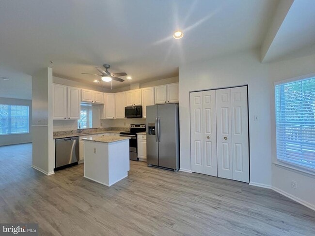 Foto del edificio - 6390 Wind Rider Way