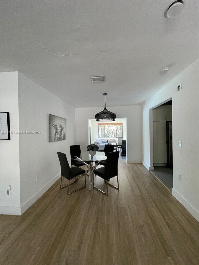 Foto del edificio - 34 NW 97th St