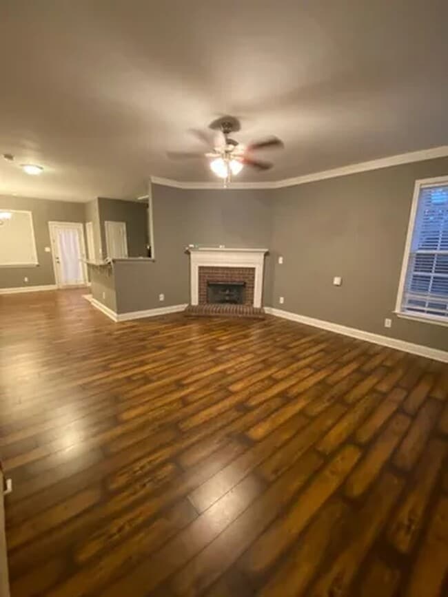 Foto del edificio - 1714 Heights Cir NW