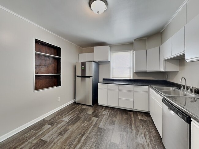 Building Photo - 7920 33rd St