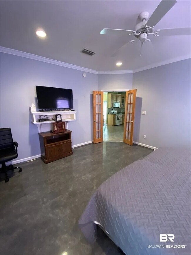Foto del edificio - 106 Riveroaks Dr