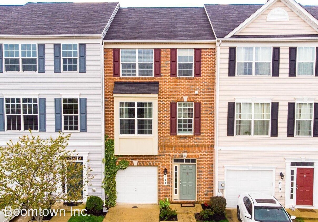 Primary Photo - 3 br, 3 bath House - 611 Amberfield Road