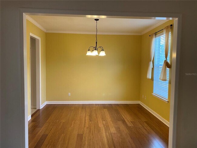 Building Photo - 2549 Twain Dr