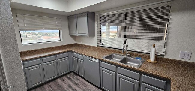 Foto del edificio - 15849 E Palomino Blvd