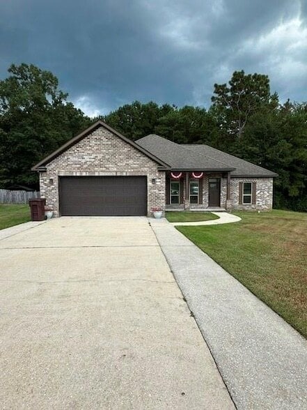 Building Photo - 5514 Stratford Ln