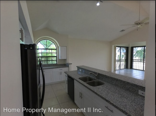 Building Photo - 2 br, 2 bath House - 8033 Aberdeen Dr. #201