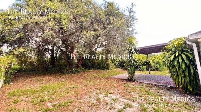 Building Photo - 7373 Mardell Ct
