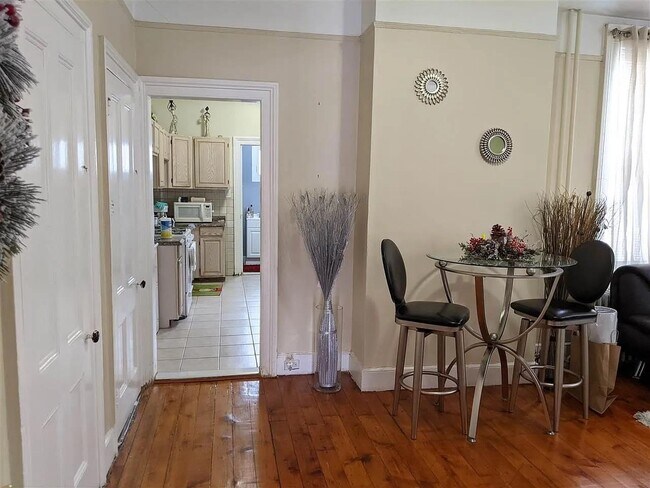 Foto del edificio - 41 Hutton St