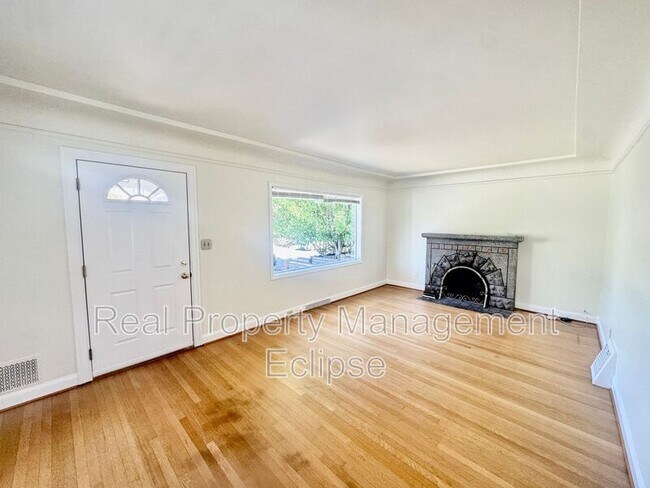 Foto del edificio - 843 NW 63rd St