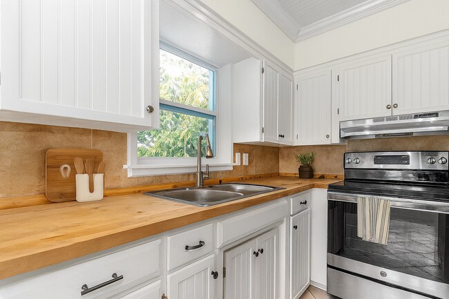 Foto del edificio - 2132 Coronet Dr