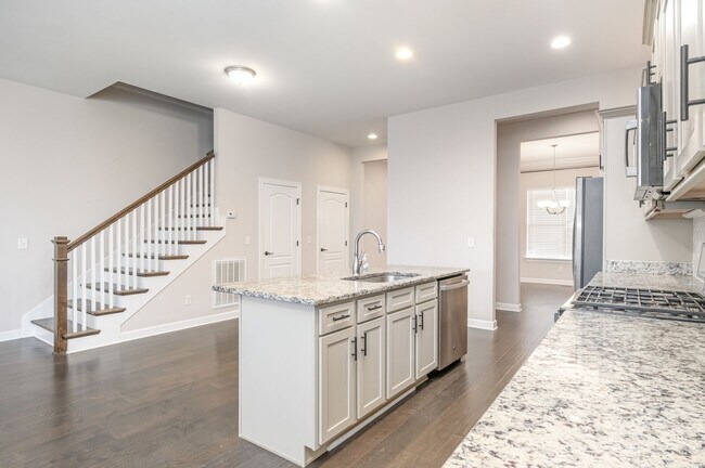 Foto del edificio - Charming Nolensville Home with Elegant Des...