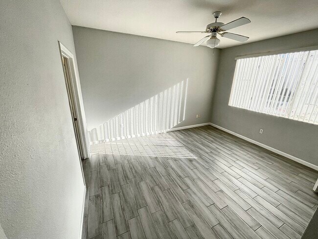Building Photo - 16013 S Desert Foothills Pky