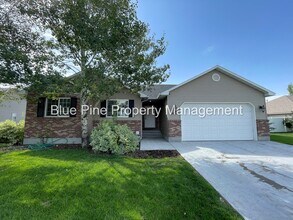 Building Photo - 3930 E Vision Dr