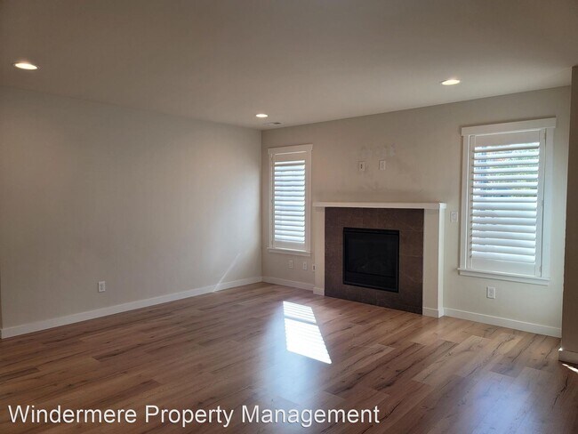 Foto del edificio - 4 br, 2.5 bath House - 4670 Viridian Avenu...