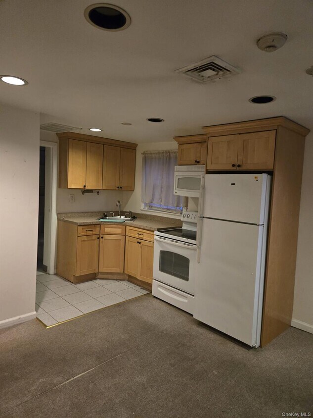 Foto del edificio - 747 W Nyack Rd