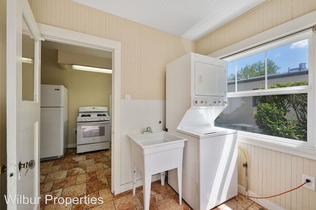 Foto del edificio - 2 br, 1 bath House - 2254 Oberlin Street