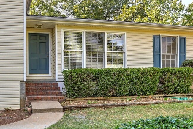 Foto del edificio - 2640 Tritt Ln