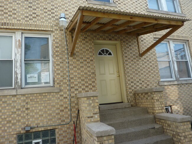 Foto del edificio - 1542 N Avers Ave