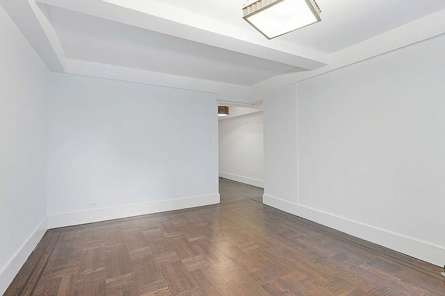 Foto del edificio - 65 W 95th St