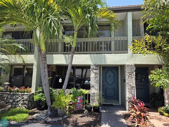 Foto del edificio - 2851 NE 60th St