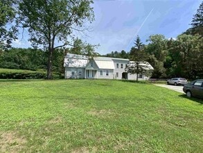 Building Photo - 886 VT-110