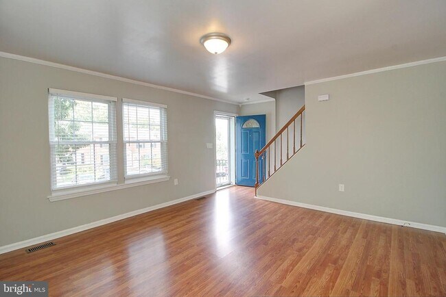 Foto del edificio - 101 S Oak Cliff Ct