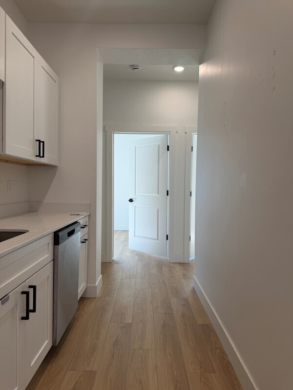 Foto del edificio - 770 S Ashton Ave