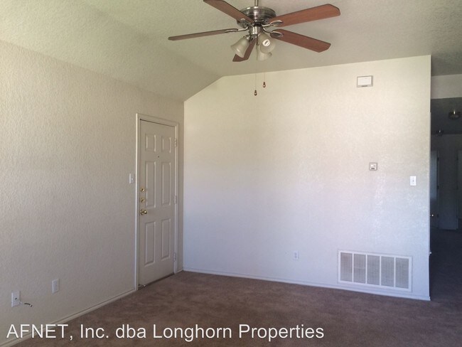 Building Photo - 2608 Edgefield St