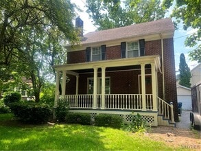 Building Photo - 909 James Ave