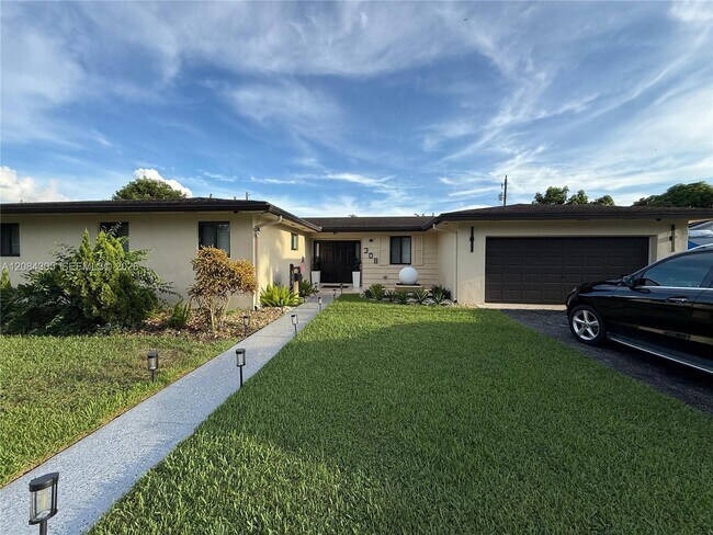 Foto del edificio - 308 NW 19th St